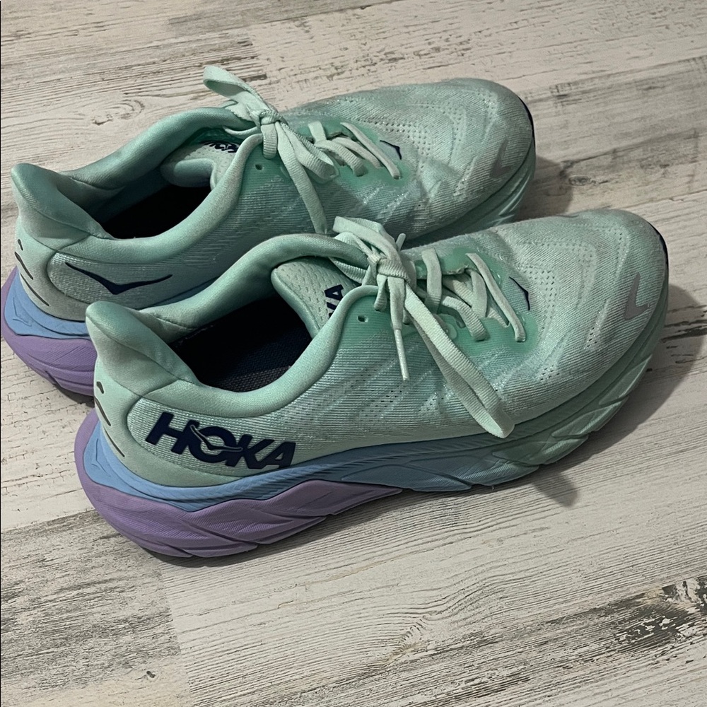 Hoka Women's Arahi 6 Mint and Lavender Running Shoes Size 7 - Picture 3 of 11